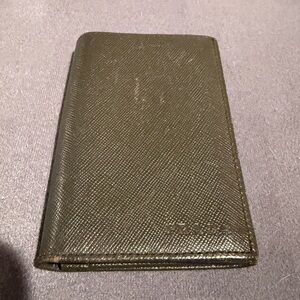 Authentic Prada Saffiano Leather Wallet
Style: 2M0945